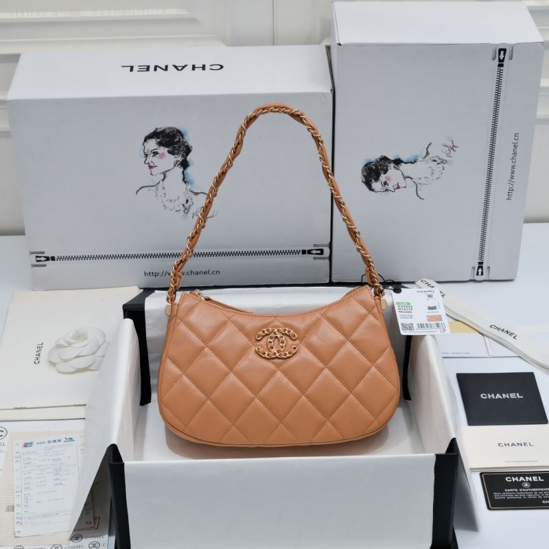 Ch**el hobo bags
